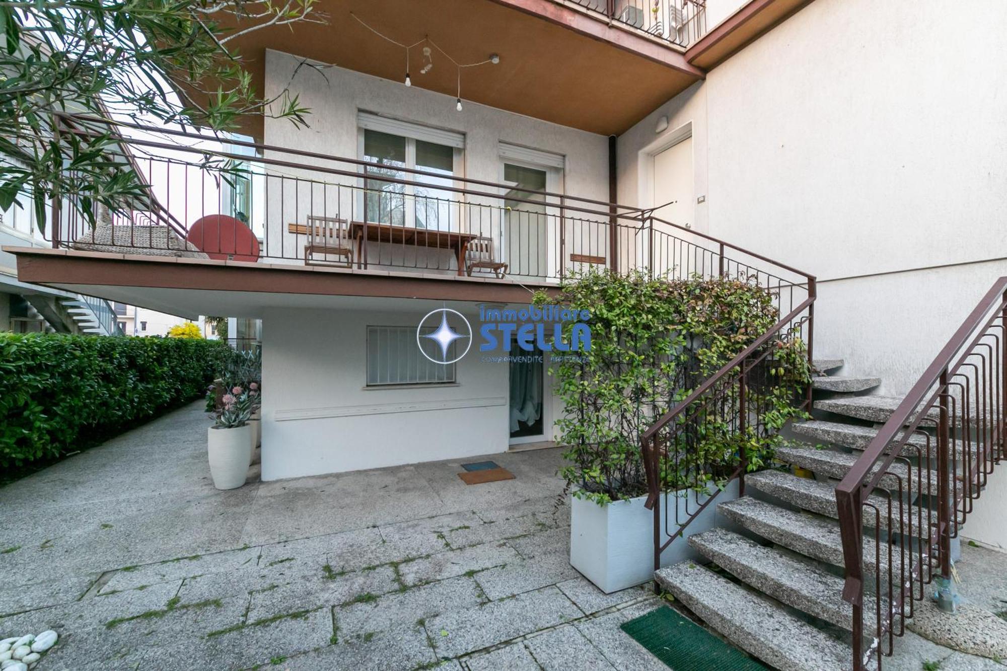 Condominio Secchiati Jesolo Extérieur photo